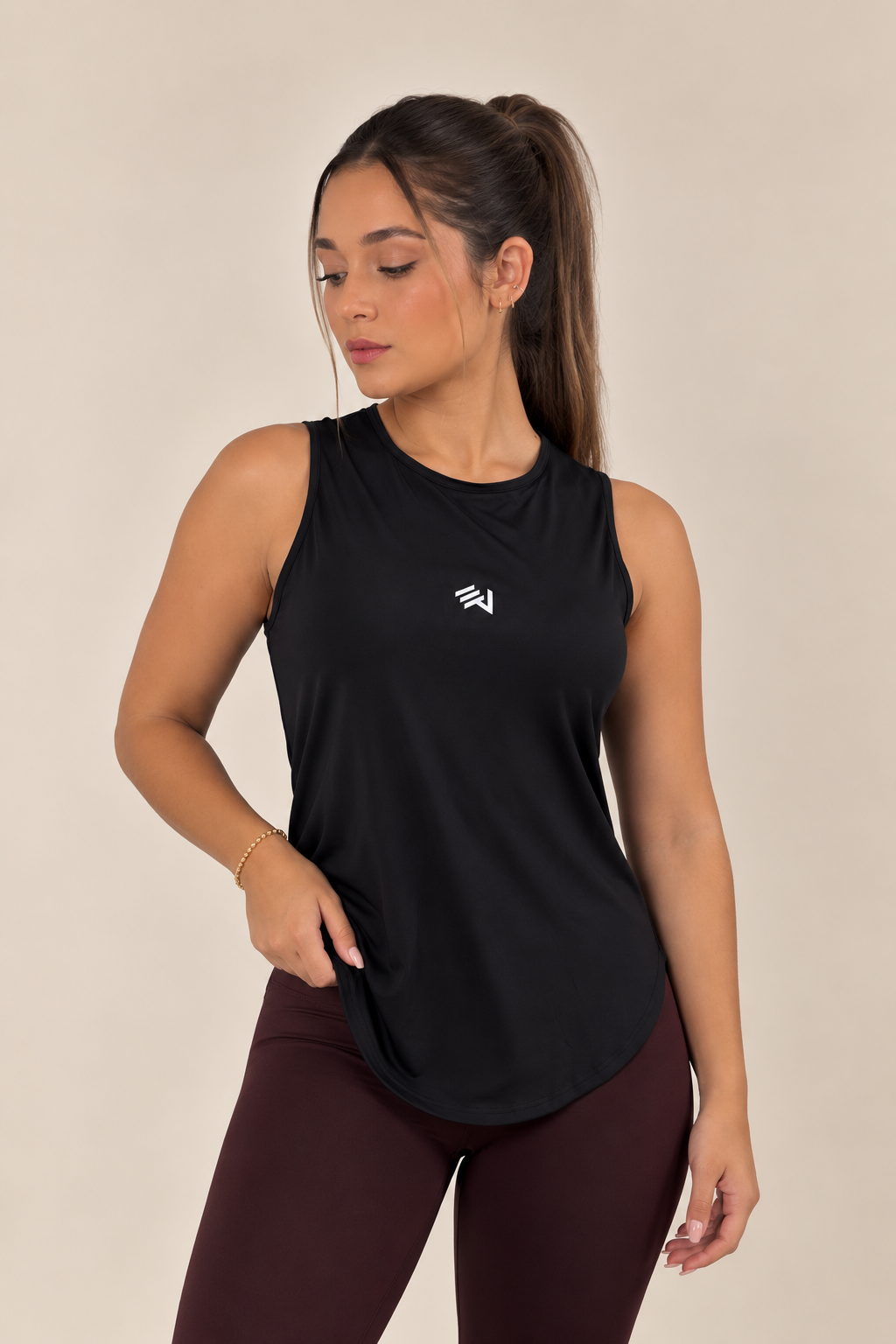 Camisa deportiva Flex para mujer en color negro, ajuste relajado – Empowerwear